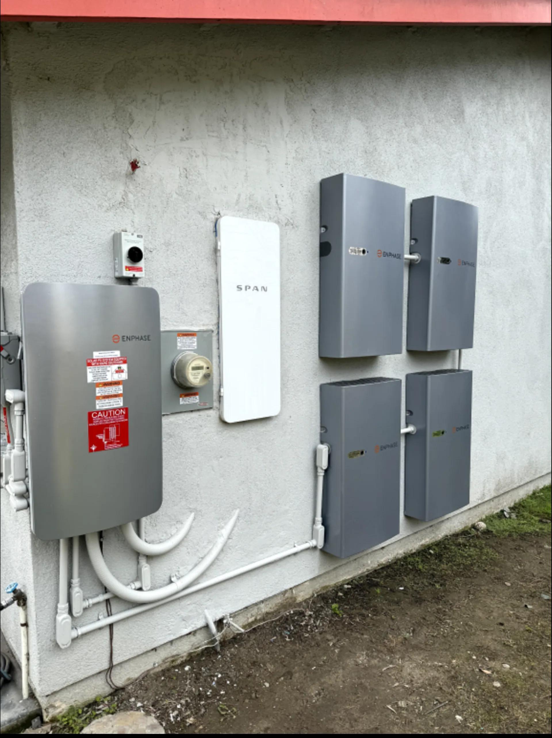 Residential home battery storage system installed by EL-FI Homes in Irvine